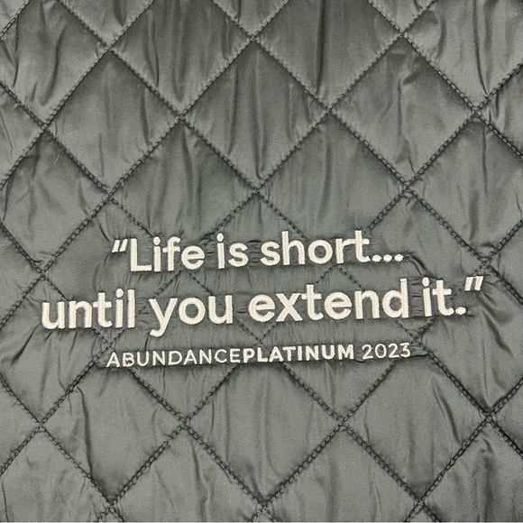 NWT Peter Millar Essex MIT Media Lab Vest XXL - Picture 6 of 11